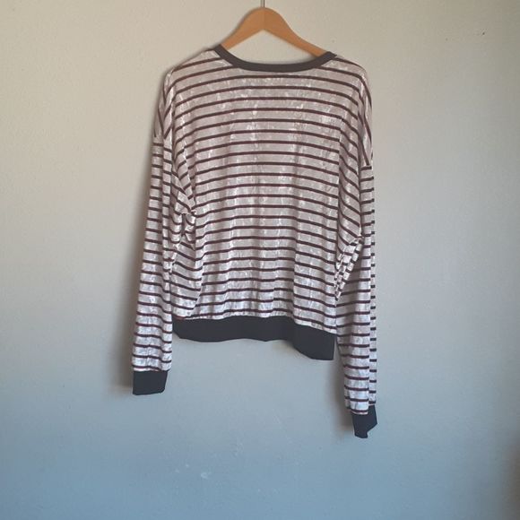 RENCENT RIVE velvet round neck top size XL - Picture 6 of 13